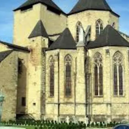 T2 Centre Historique D'oloron Sainte Marie Apartamento Oloron-Sainte-Marie